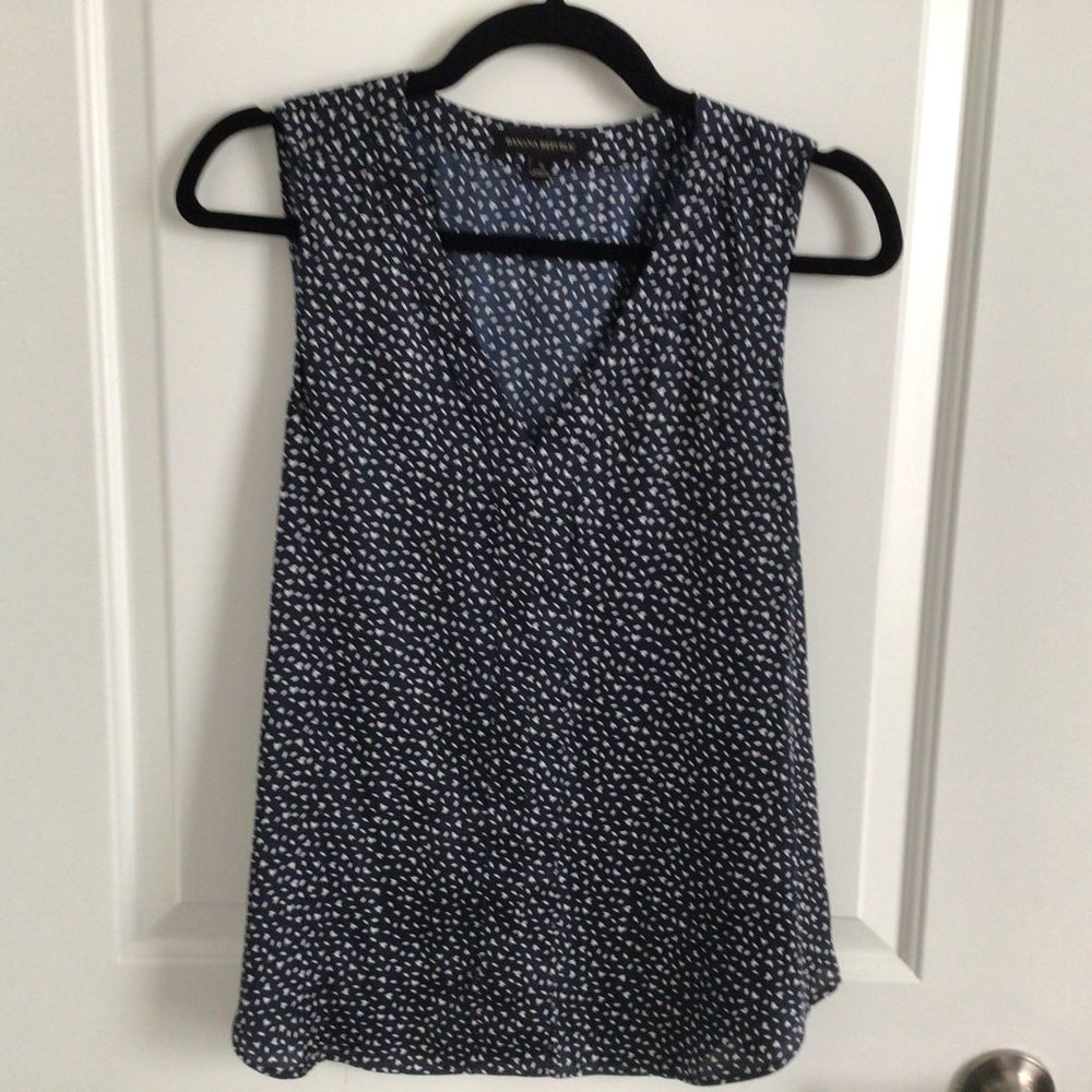 Sweet Banana Republic Navy and White Blouse.